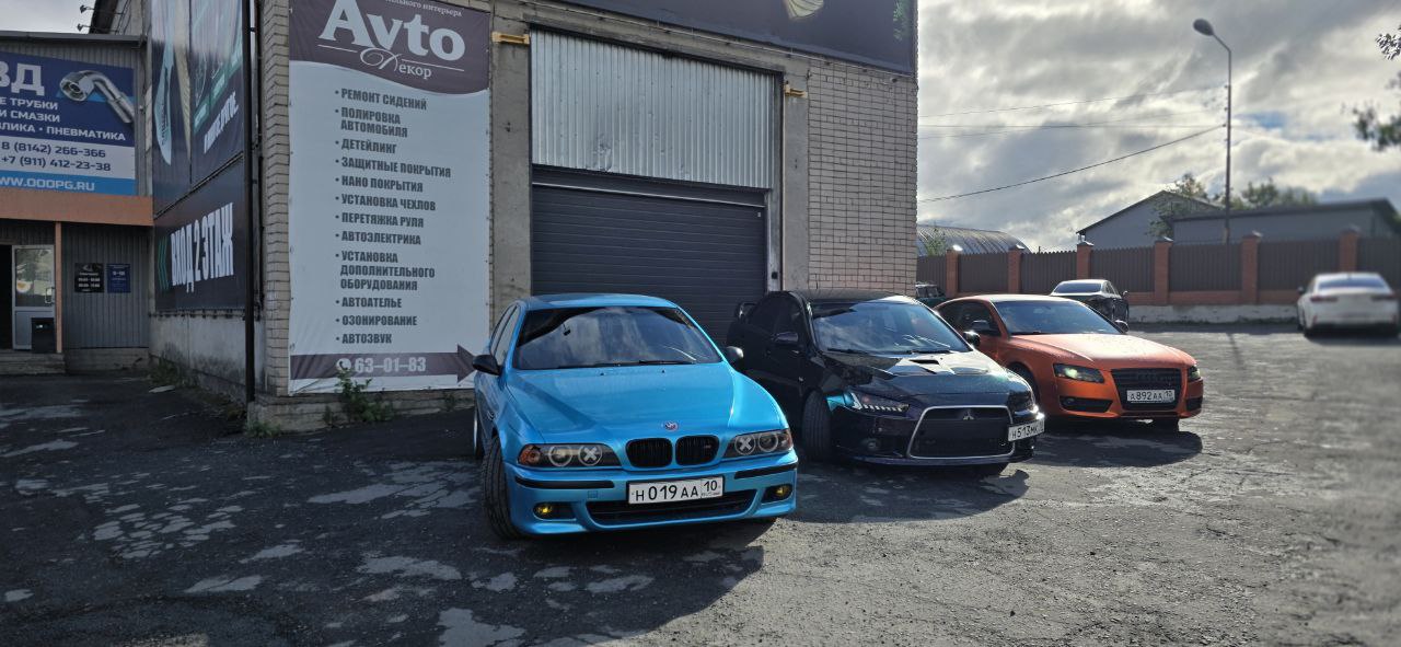 — Мне нужен волшебный джин из лампы.