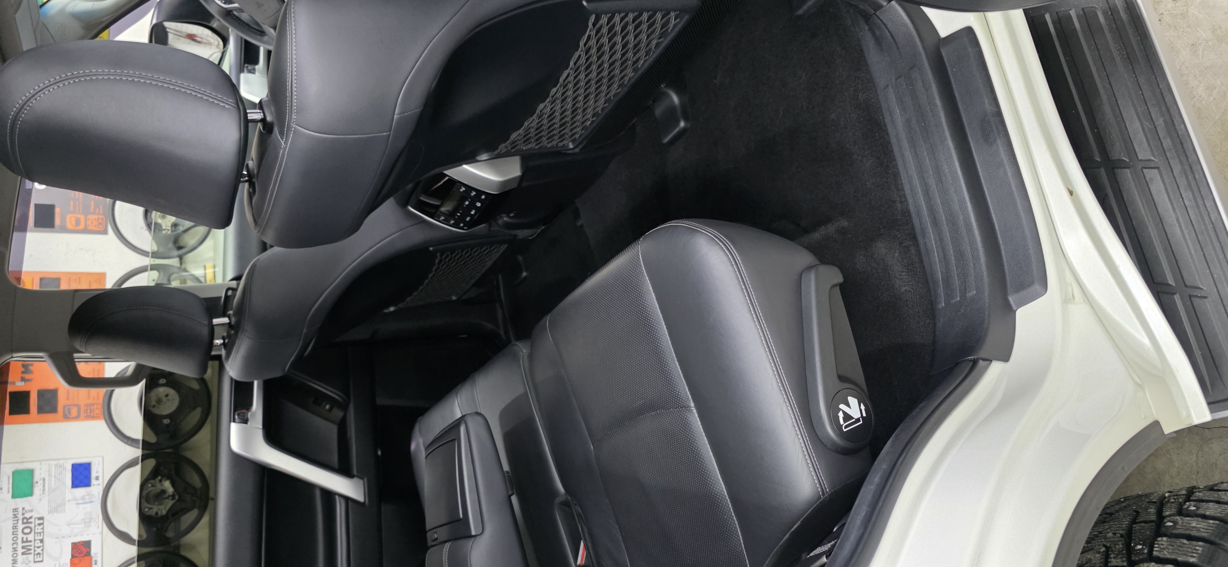 Toyota LC Prado химчистка - работа 2