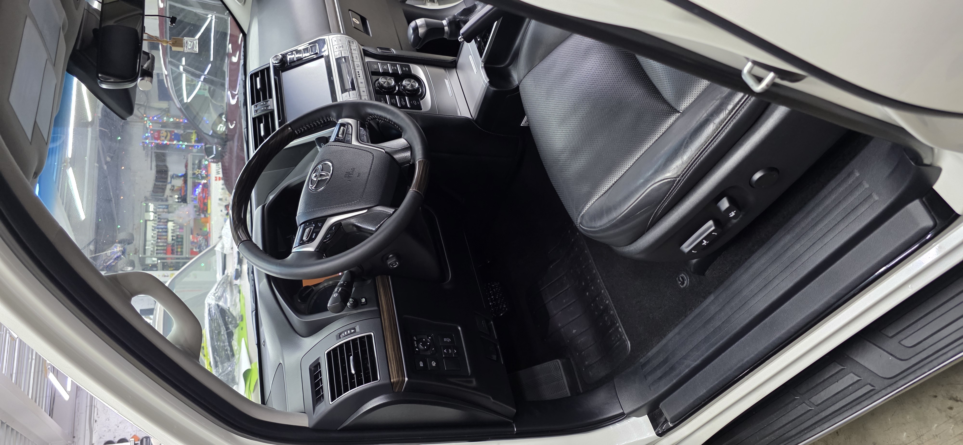 Toyota LC Prado химчистка - работа 4