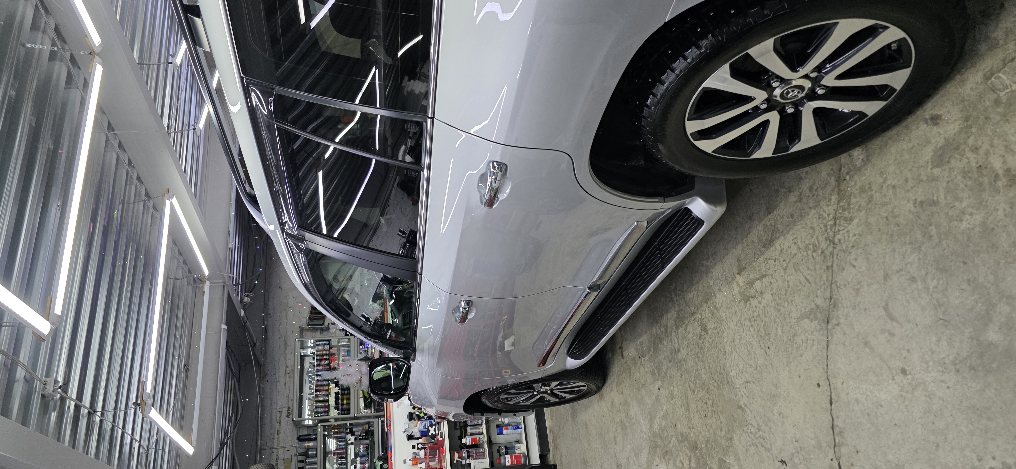 Toyota LC 200 полировка+керамика - работа 10