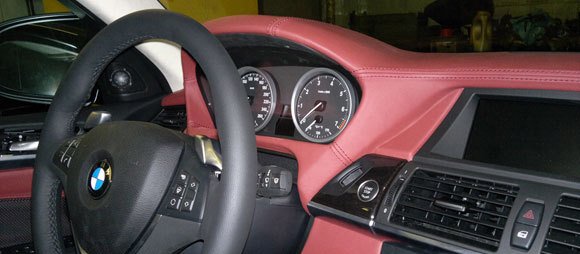 Перетяжка торпедо кожей - работа 20