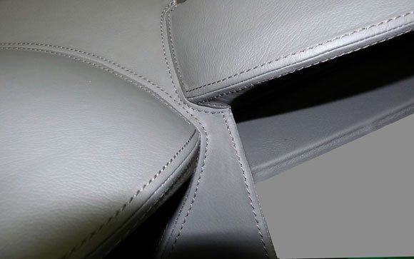 Перетяжка торпедо кожей - работа 25