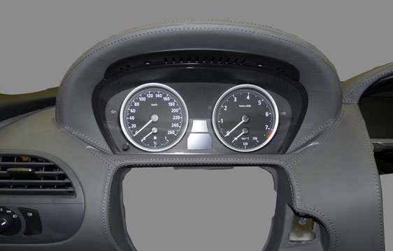 Перетяжка торпедо кожей - работа 30