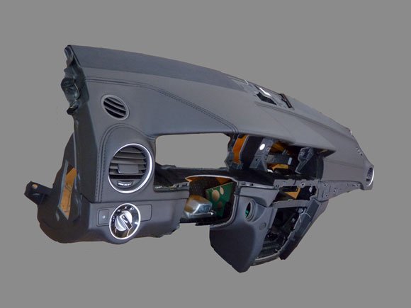 Перетяжка торпедо кожей - работа 50